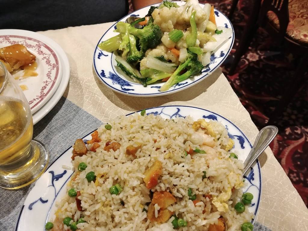 Kum Mon Restaurant | restaurant | 6565 Chemin de la Côte-des-Neiges, Montréal, QC H3S 2A5, Canada | 5147336029 OR +1 514-733-6029