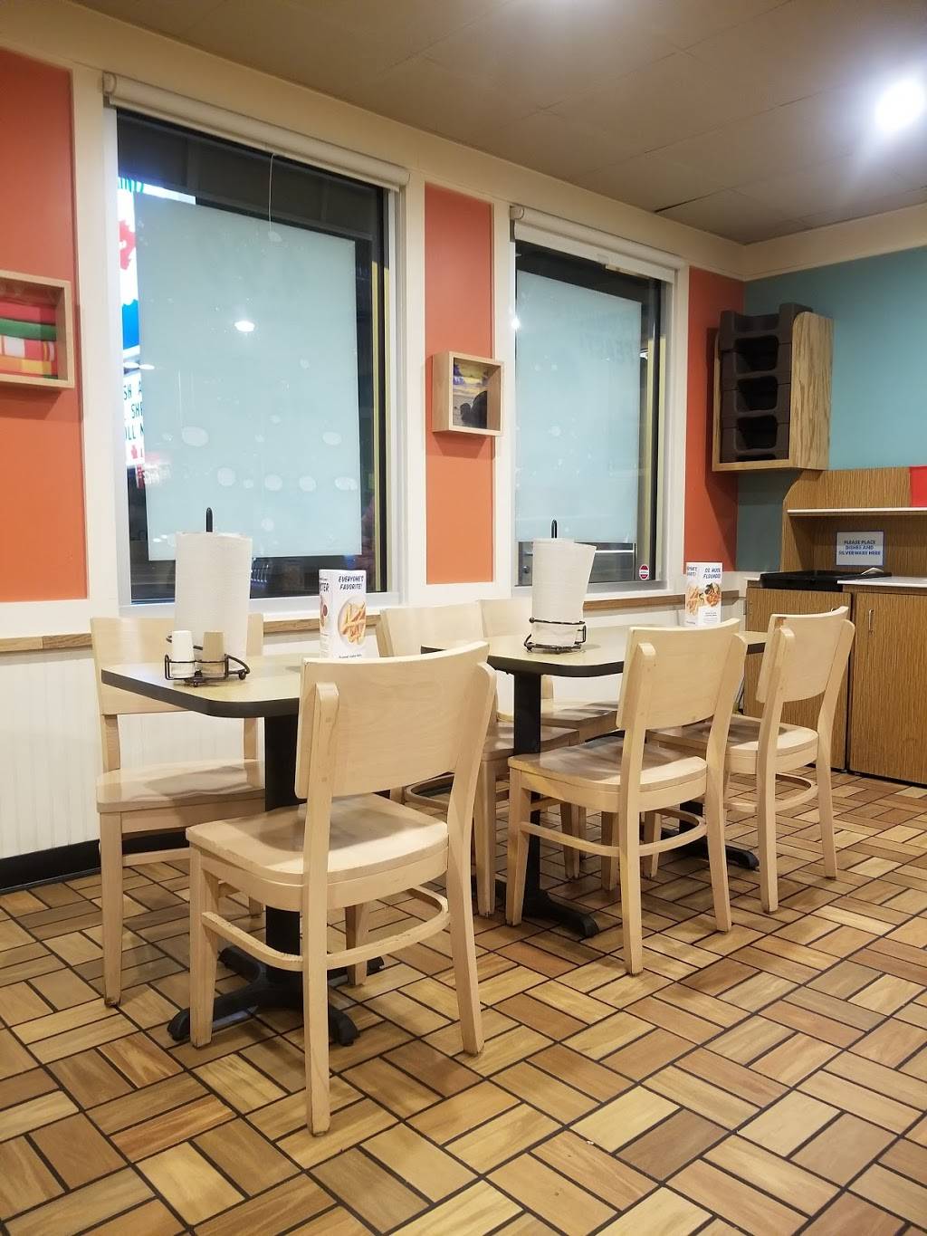 Captain Ds | restaurant | 7369 Two Notch Rd, Columbia, SC 29223, USA | 8037884775 OR +1 803-788-4775