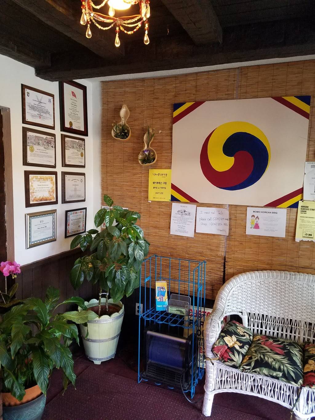 Momo Korean Bbq | restaurant | 1913 Fort Campbell Blvd, Clarksville, TN 37042, USA | 9319061942 OR +1 931-906-1942