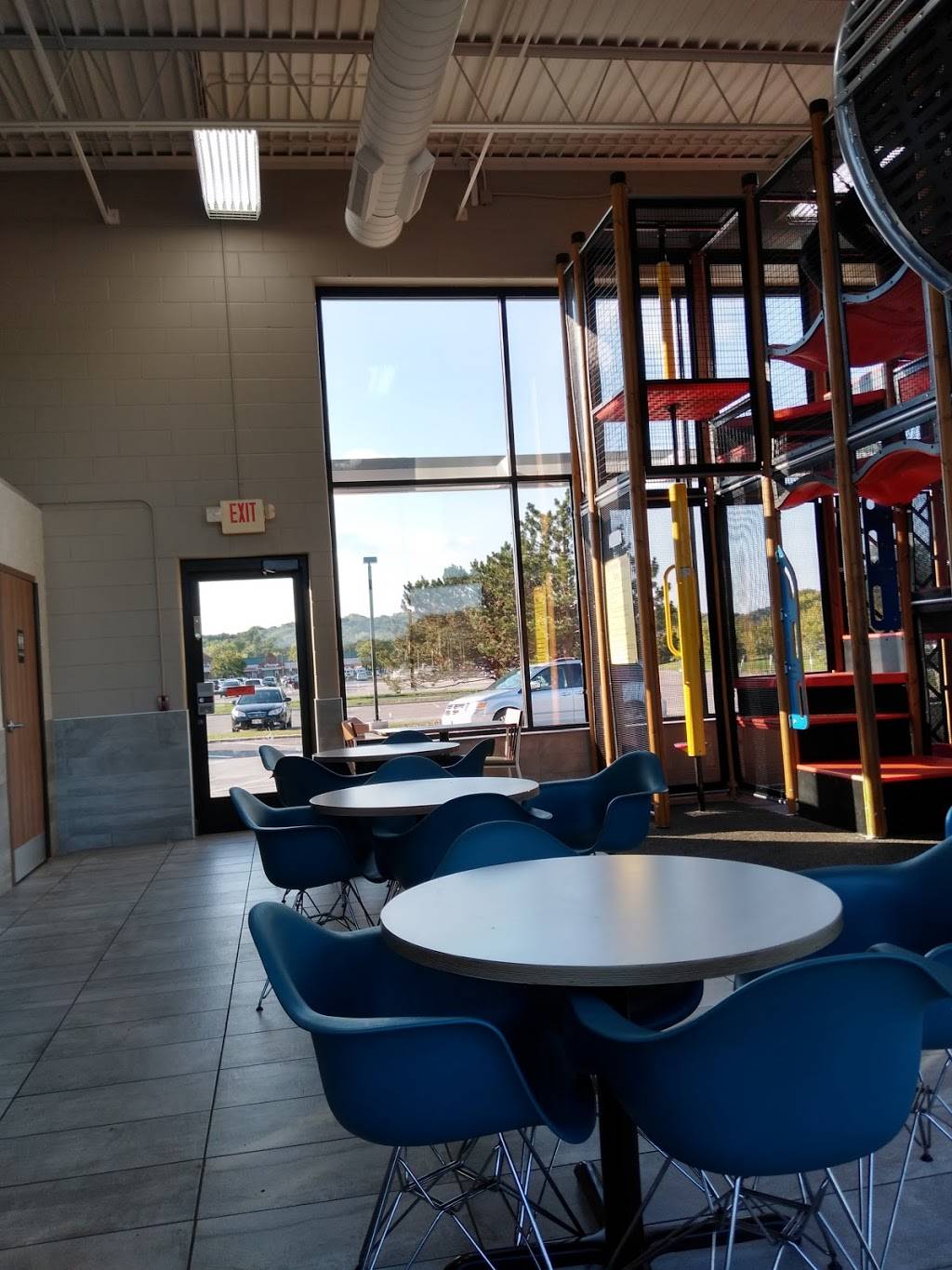 McDonalds | cafe | W189s7851 Racine Ave, Muskego, WI 53150, USA | 2626798161 OR +1 262-679-8161