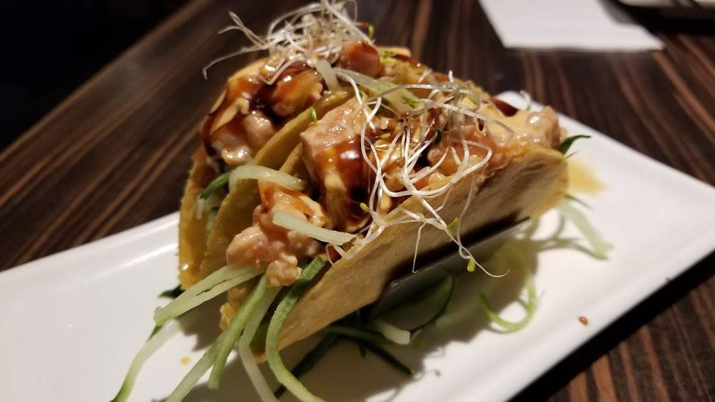 August 8 Burlington | restaurant | 834 Brant St, Burlington, ON L7R 2J5, Canada | 9056338288 OR +1 905-633-8288