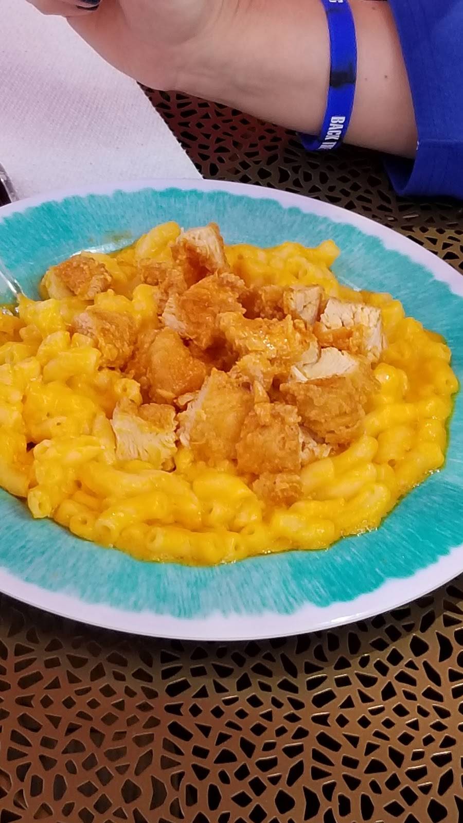 Midtown MeMes | restaurant | 235 W 3rd St, Jackson, GA 30233, USA | 7705043299 OR +1 770-504-3299