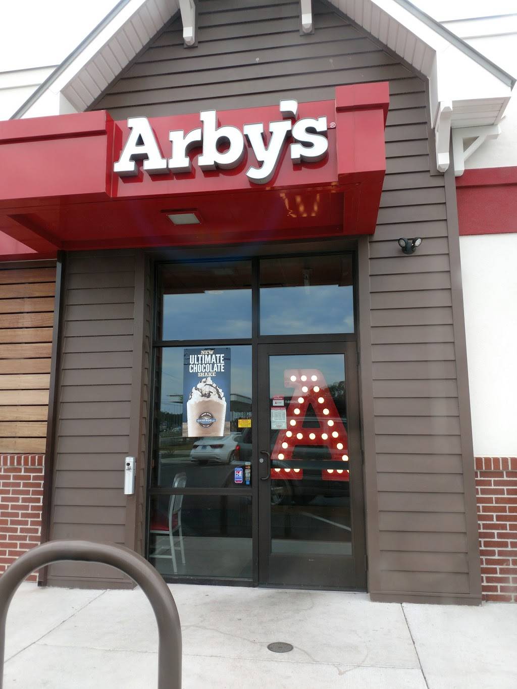 Arbys | restaurant | 10627 Ocean Gateway, Berlin, MD 21811, USA | 4106411124 OR +1 410-641-1124