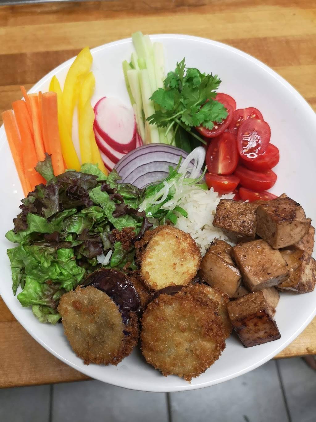 Eisbock Pub | restaurant | 970 Rue Principale, Île-aux-Noix, QC J0J 1G0, Canada | 5794328811 OR +1 579-432-8811