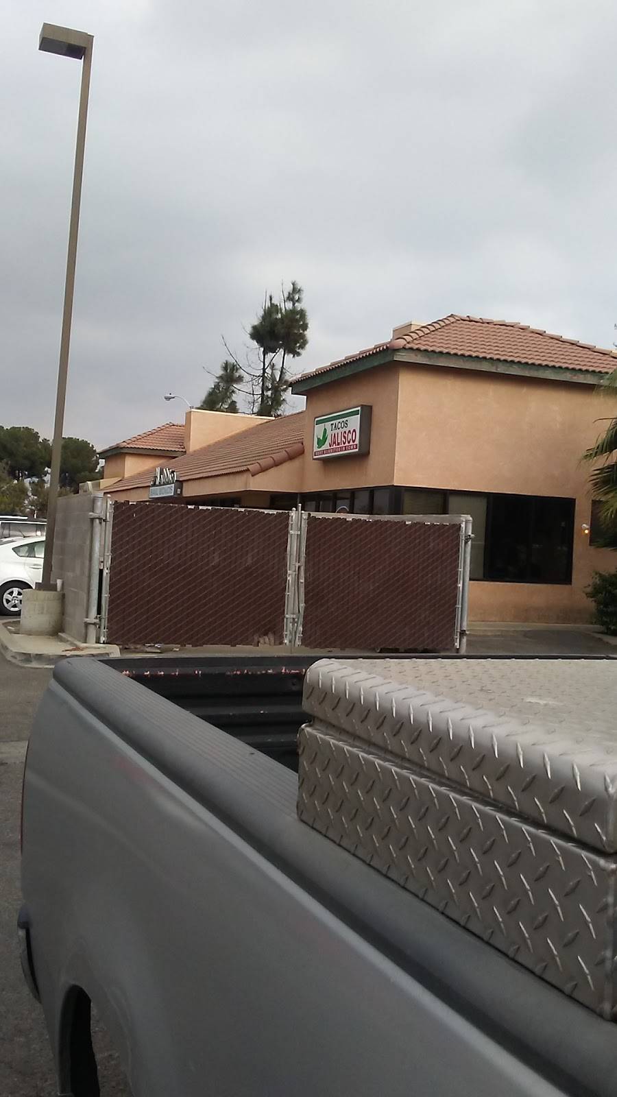 Tacos Jalisco | restaurant | 375 Campus Dr, Hanford, CA 93230, USA | 5595827120 OR +1 559-582-7120