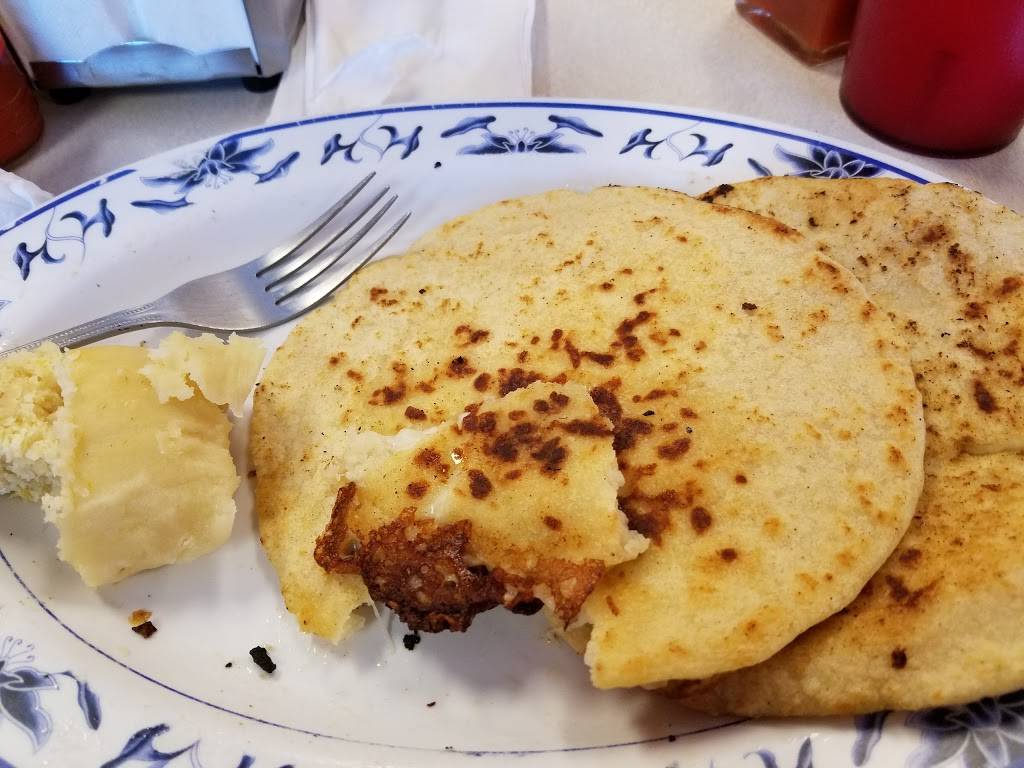 Vilmas pupuseria | restaurant | 5824 Singleton Rd, Norcross, GA 30093, USA | 4702825140 OR +1 470-282-5140