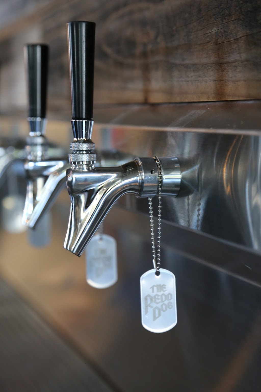 The Redd Dog | restaurant | 2805 6th Ave, Tacoma, WA 98406, USA | 2532121174 OR +1 253-212-1174