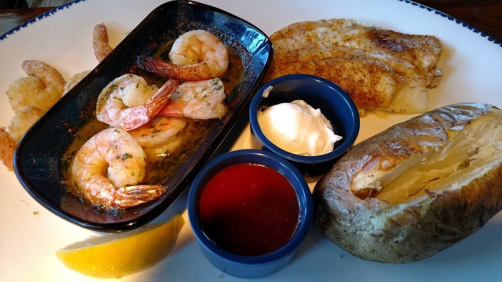 Red Lobster | restaurant | 1515 River Valley Cir N, Lancaster, OH 43130, USA | 7406819433 OR +1 740-681-9433