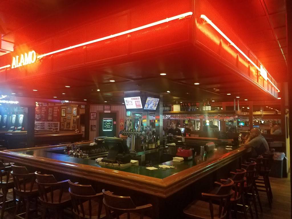 Alamo Steakhouse & Saloon | restaurant | 700 Broadway Ave, Mattoon, IL 61938, USA | 2172347337 OR +1 217-234-7337