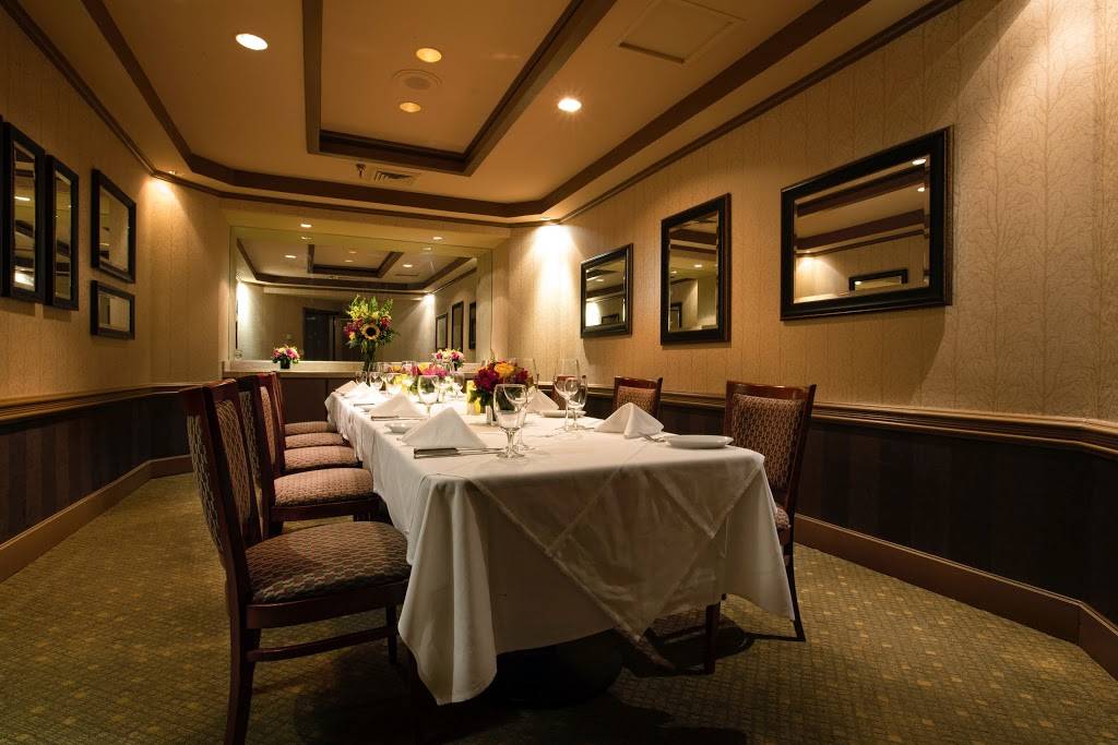 Ruths Chris Steak House | restaurant | Embassy Suites Hotel, 2300 Woodcrest Pl, Birmingham, AL 35209, USA | 2058799995 OR +1 205-879-9995