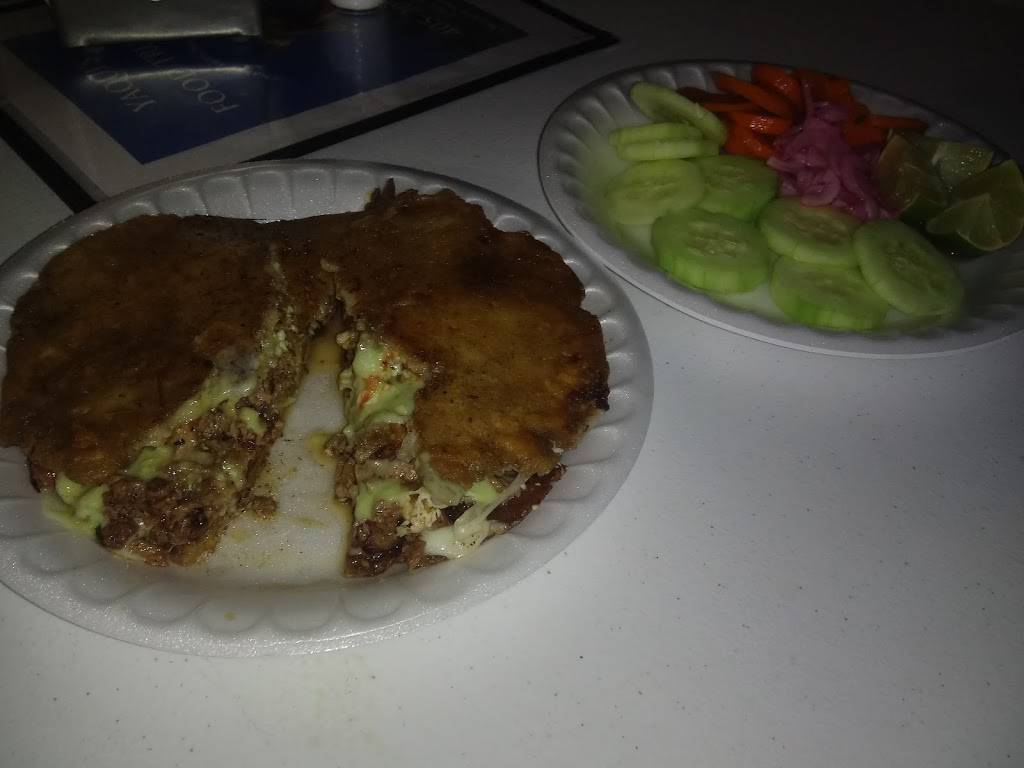 Yaqui’s mexican restaurant | restaurant | 2812 S Western Ave, Oklahoma City, OK 73109, USA | 4052090337 OR +1 405-209-0337