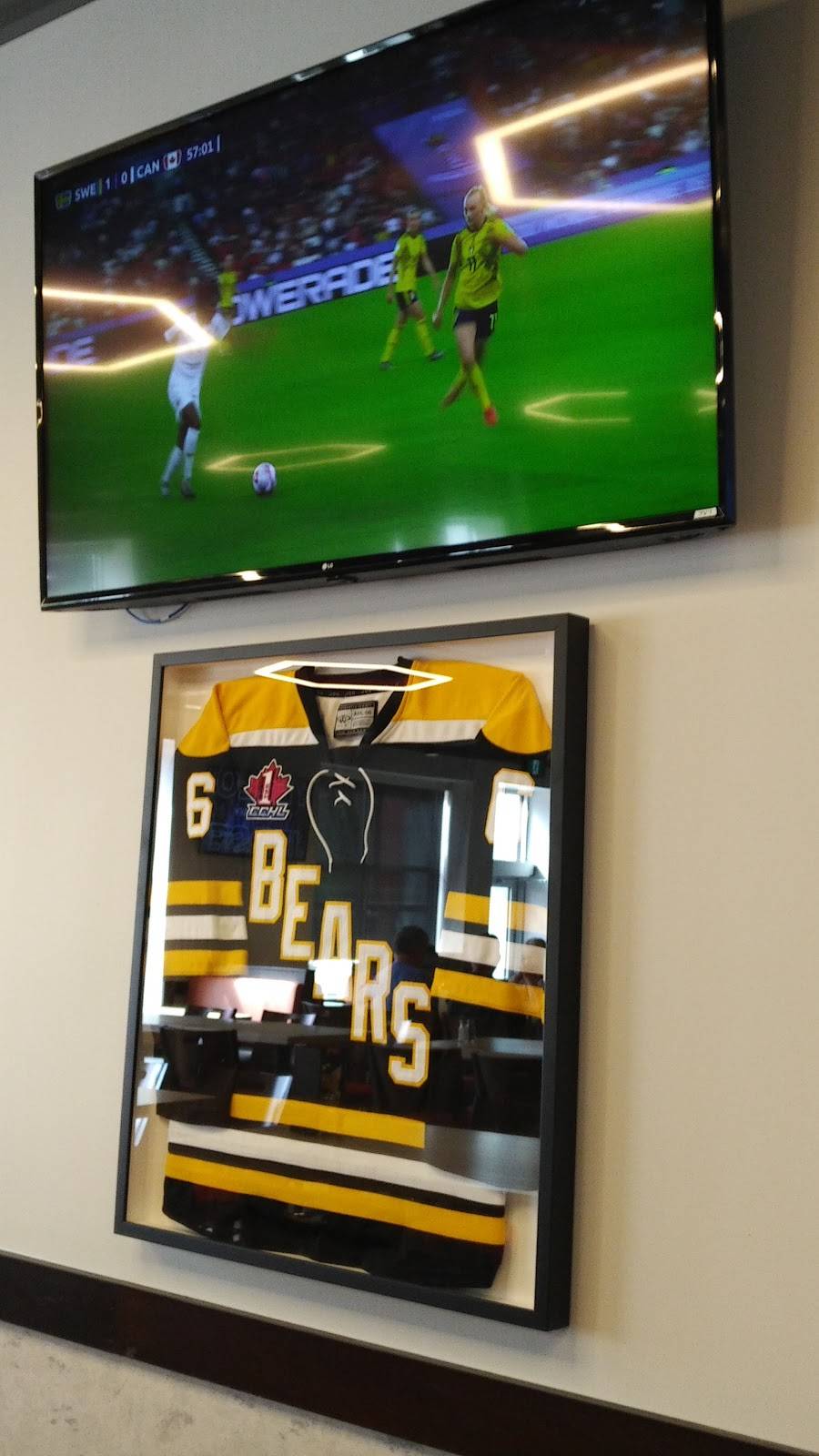 Boston Pizza | restaurant | 275 Brockville St Unit 18, Smiths Falls, ON K7A 4Z6, Canada | 6132051030 OR +1 613-205-1030