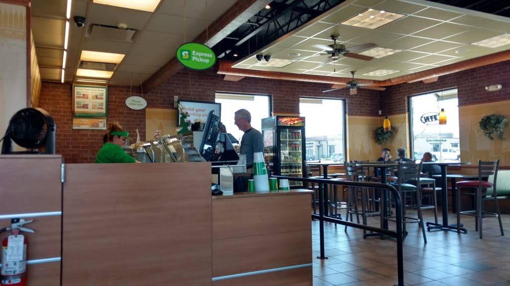 Subway | meal takeaway | 1624 N College Ave, Fort Collins, CO 80524, USA | 9702241941 OR +1 970-224-1941
