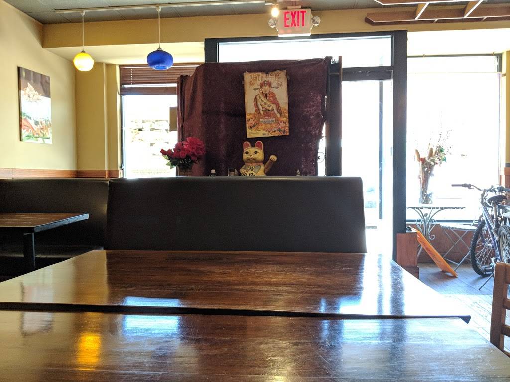 Precious Bistro | restaurant | 580 Avenue C, Bayonne, NJ 07002, USA | 2018234122 OR +1 201-823-4122