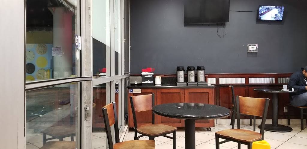 Winchells Donut House | cafe | 7158 Melrose Ave, Los Angeles, CA 90046, USA | 3239388578 OR +1 323-938-8578