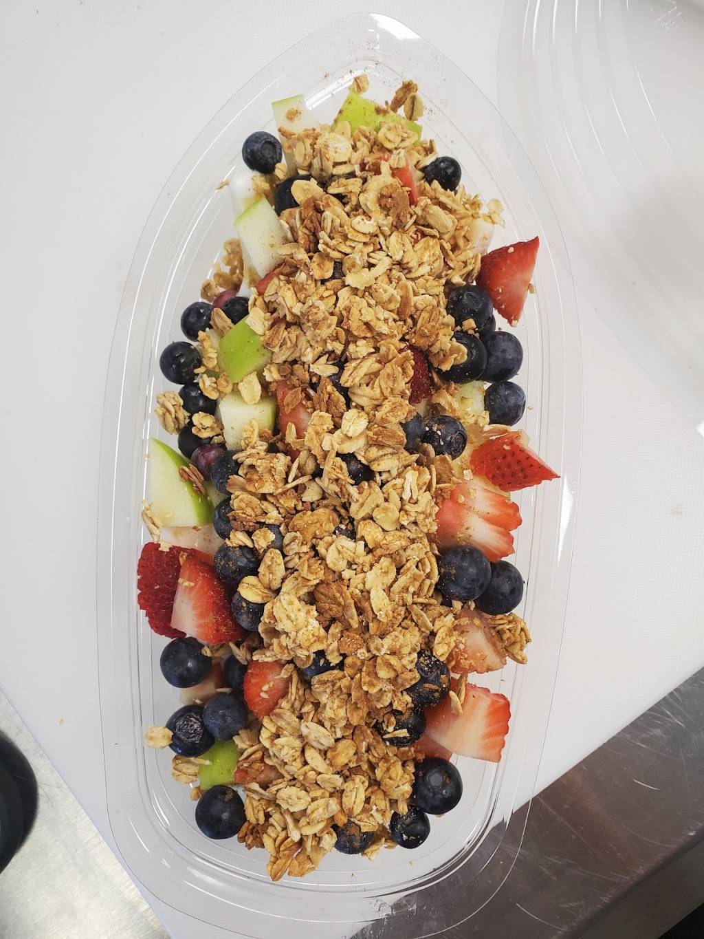 Smoothville smoothies | meal takeaway | 310 Hazard Ave, Enfield, CT 06082, USA | 8606986998 OR +1 860-698-6998