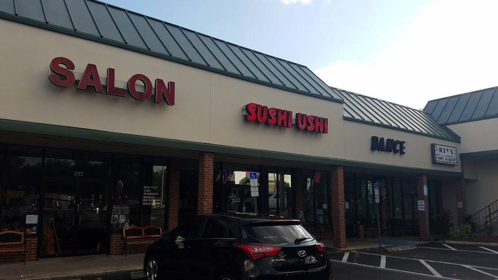 Sushi Ushi Japanese Restaurant | restaurant | 1713 FL-60, Valrico, FL 33594, USA | 8136620728 OR +1 813-662-0728