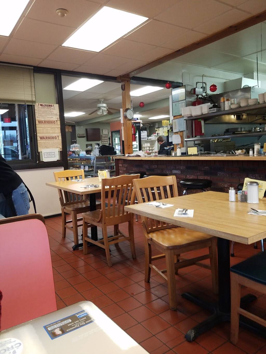 Connies Stagecoach | restaurant | 95 Elm St #1801, Salisbury, MA 01952, USA | 9784653543 OR +1 978-465-3543