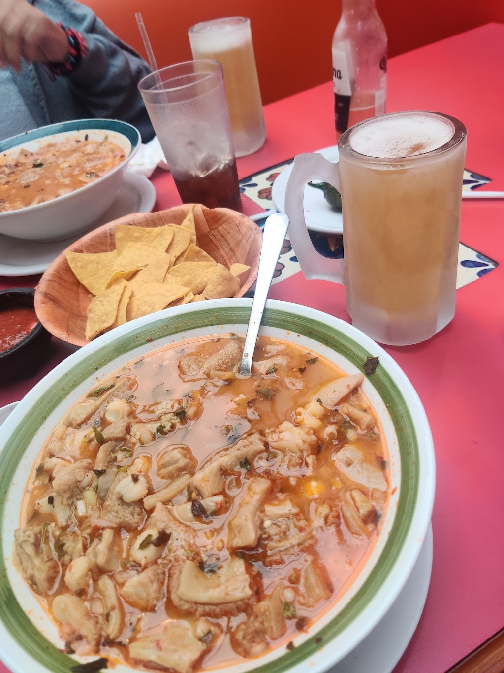 Conquistador LLC Mexican Restaurant & Catering | restaurant | 214 S 6th St, Sunnyside, WA 98944, USA | 5098392880 OR +1 509-839-2880