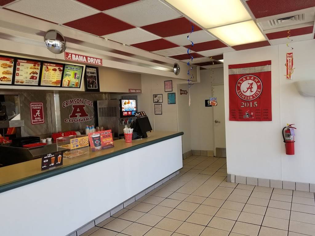 Krystal | meal takeaway | 3710 McFarland Blvd E, Tuscaloosa, AL 35405, USA | 2055564733 OR +1 205-556-4733