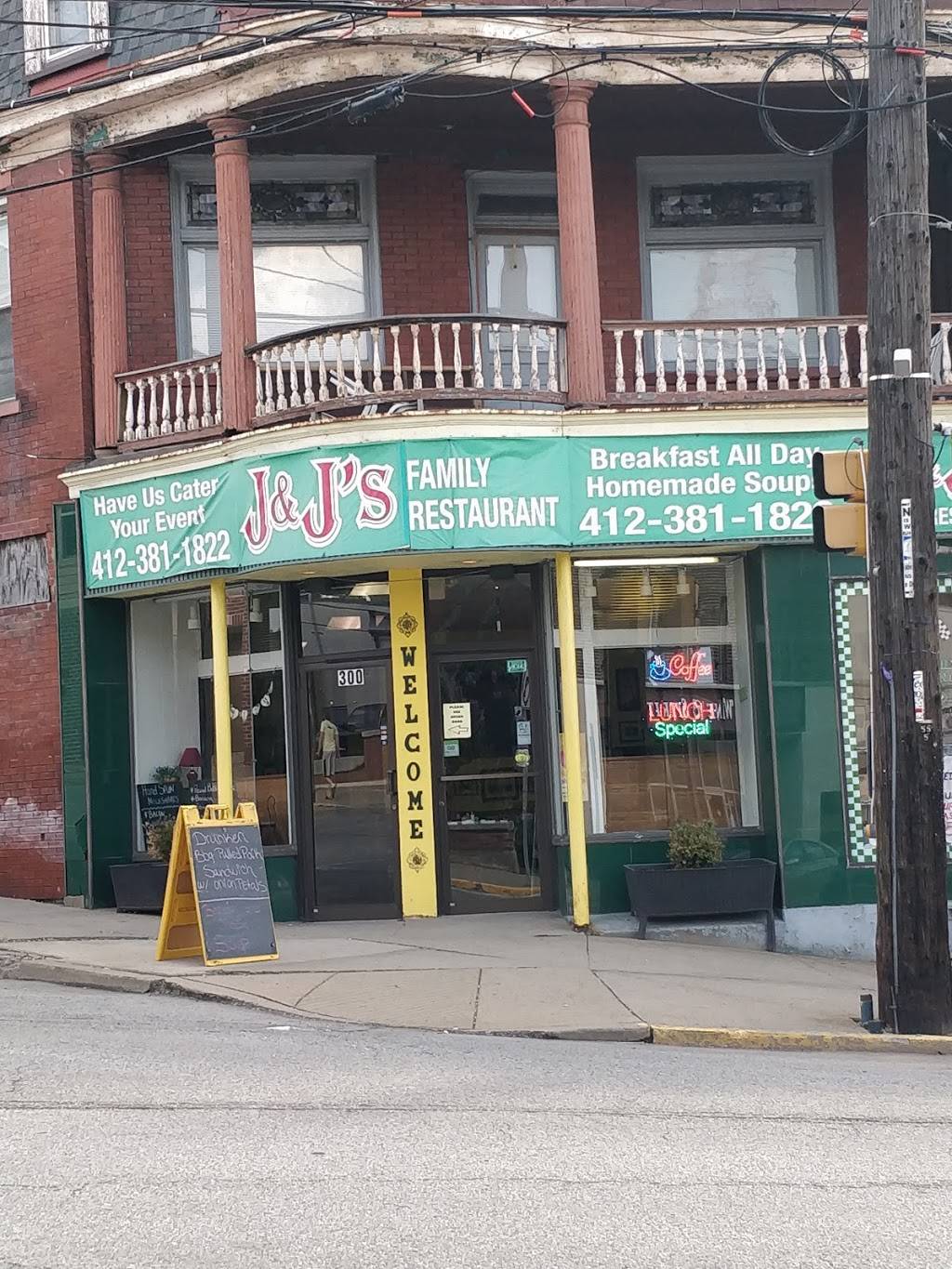 J & Js Family Restaurant & Catering | restaurant | 300 Shiloh St, Pittsburgh, PA 15211, USA | 4123811822 OR +1 412-381-1822