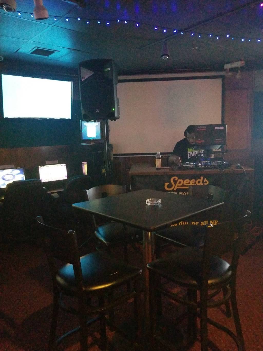 Clicks Speeds Arlington | restaurant | 700 N Watson Rd, Arlington, TX 76011, USA | 8176407675 OR +1 817-640-7675