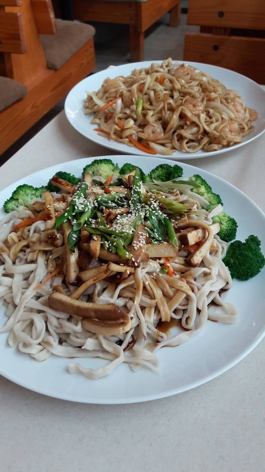 Taigu Noodles | restaurant | 7610 Elmwood Ave, Middleton, WI 53562, USA | 6088313458 OR +1 608-831-3458