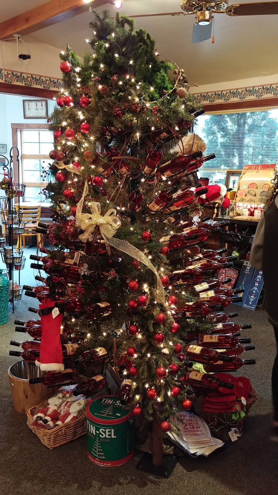 Breitenbach Wine Cellars | restaurant | 5934 Old Rte 39 NW, Dover, OH 44622, USA | 3303433603 OR +1 330-343-3603