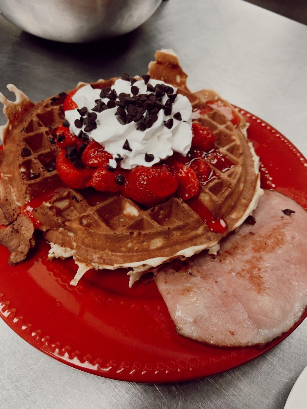 Mandys Diner | restaurant | 819 Saginaw St, Bay City, MI 48708, USA | 9893161281 OR +1 989-316-1281