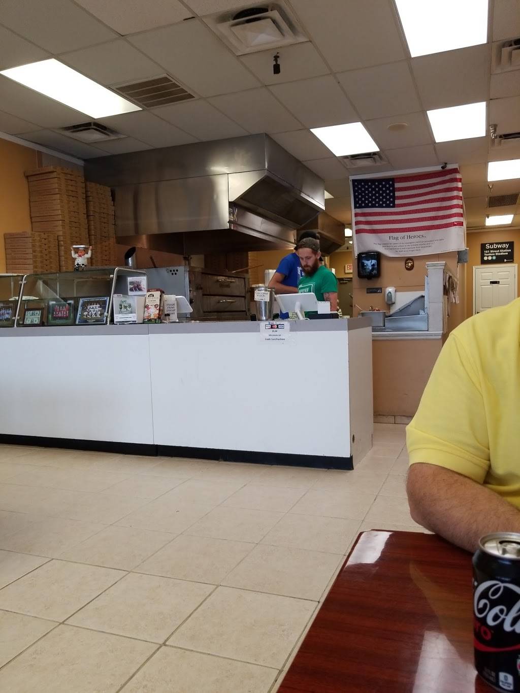 Sams New York Pizza | restaurant | 21609 Village Lakes Shopping Center Dr, Land O Lakes, FL 34639, USA | 8139496600 OR +1 813-949-6600