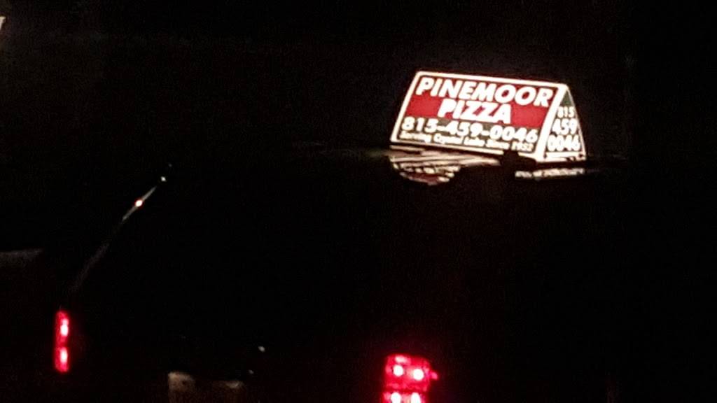 Pinemoor Pizza | restaurant | 11 Crystal Lake Plaza, Crystal Lake, IL 60014, USA | 8154590046 OR +1 815-459-0046