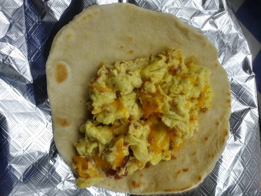 The Square Egg | restaurant | 601 N Main St, Belton, TX 76513, USA | 2544937931 OR +1 254-493-7931