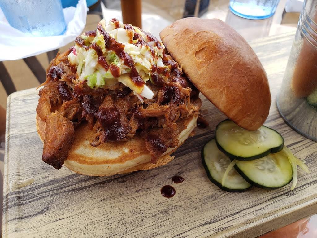 The Barn | restaurant | 1501 Wabash Ave, Springfield, IL 62704, USA | 2176790610 OR +1 217-679-0610