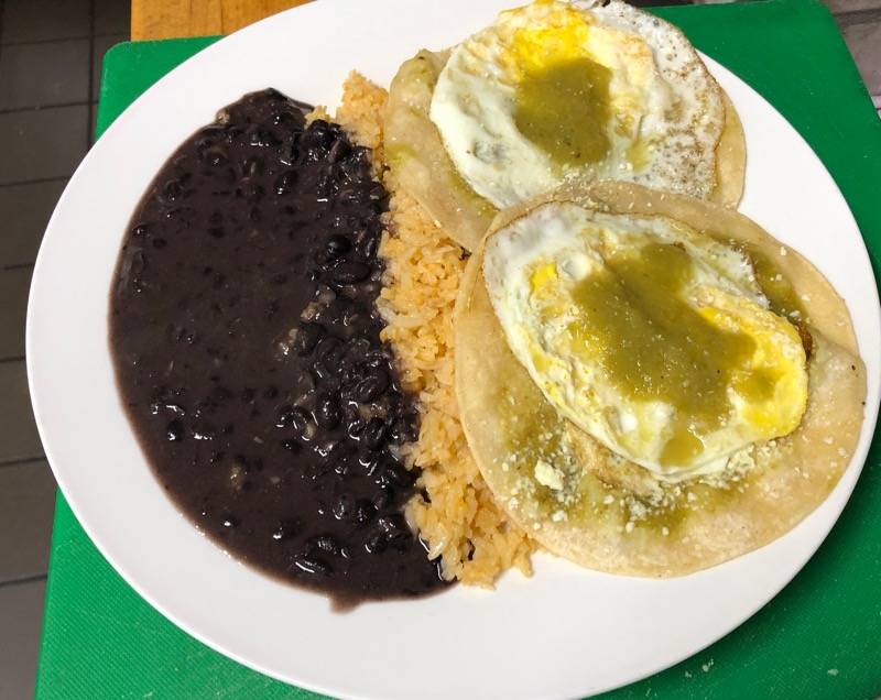 Mikes Pizza | meal delivery | 8125 5th Ave, Brooklyn, NY 11209, USA | 7185687627 OR +1 718-568-7627