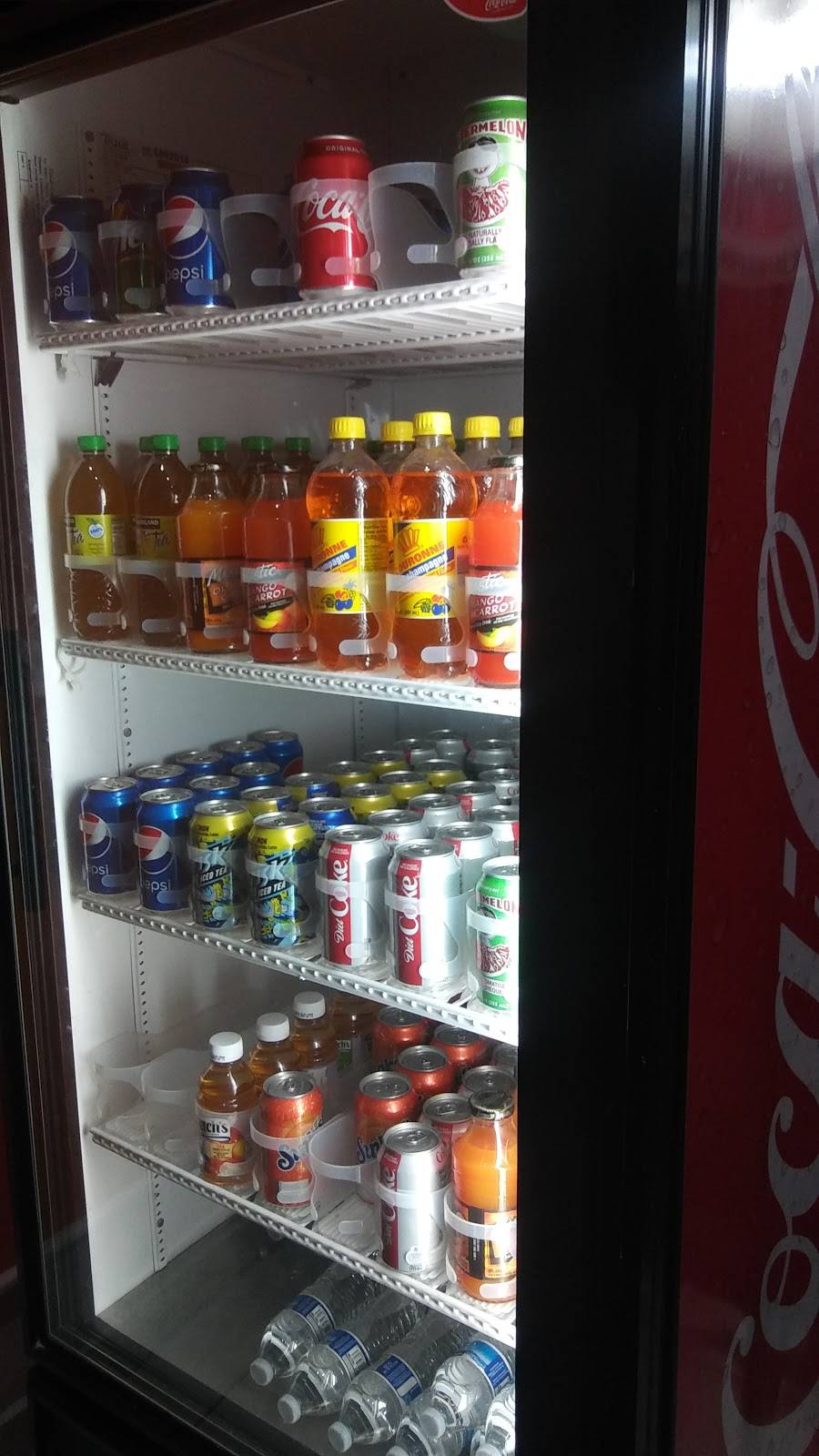 Griot 305 | restaurant | 14821 W Dixie Hwy, North Miami, FL 33181, USA | 7866542000 OR +1 786-654-2000