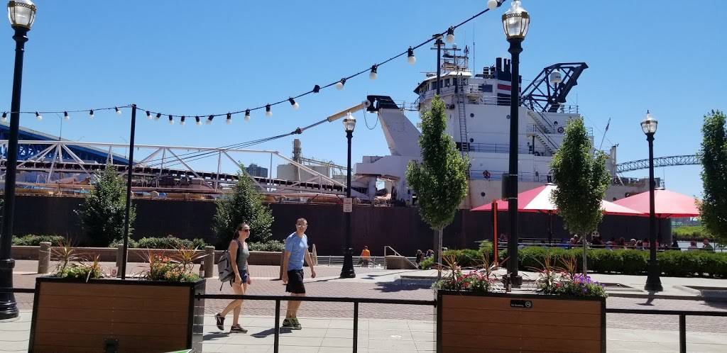 Backyard Bocce | restaurant | 1059 Old River Rd, Cleveland, OH 44113, USA | 2165231504 OR +1 216-523-1504