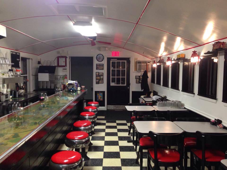 Blondies Trolley Diner | restaurant | 336 E Chester St, Kingston, NY 12401, USA | 8453311700 OR +1 845-331-1700