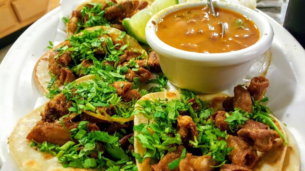 Taqueria Vallarta | restaurant | 2463 Nacogdoches Rd, San Antonio, TX 78217, USA | 2108268818 OR +1 210-826-8818