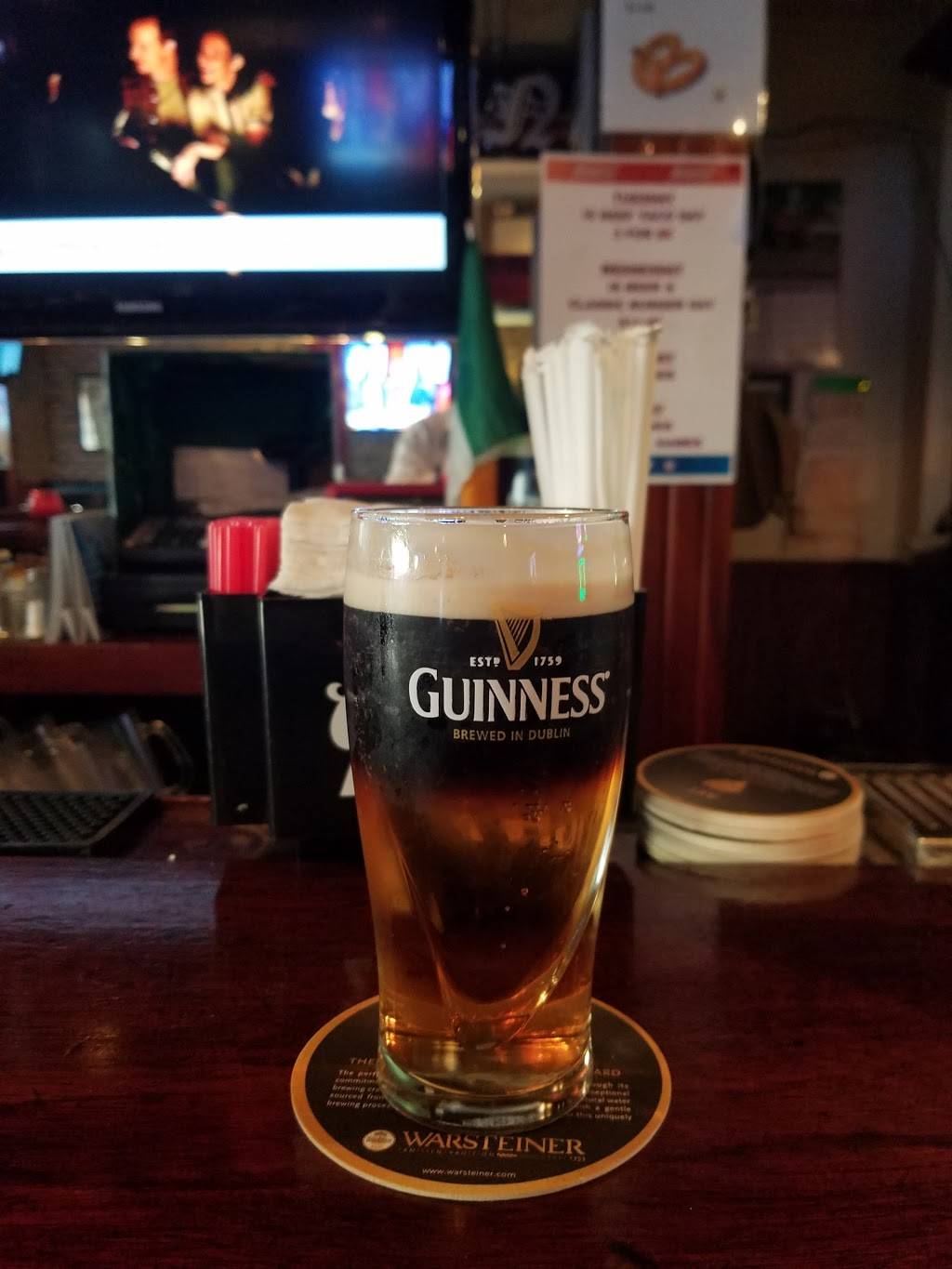 Glenlo Tavern | restaurant | 6418 Fresh Pond Rd, Ridgewood, NY 11385, USA | 7184180661 OR +1 718-418-0661