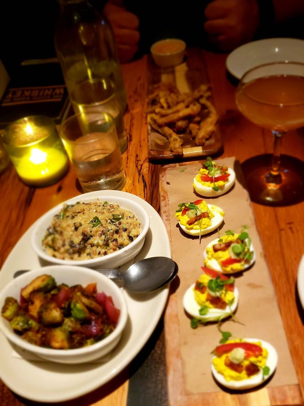 Whiskey Cake Kitchen & Bar | restaurant | 2223 N Westshore Blvd B207, Tampa, FL 33607, USA | 8135359955 OR +1 813-535-9955