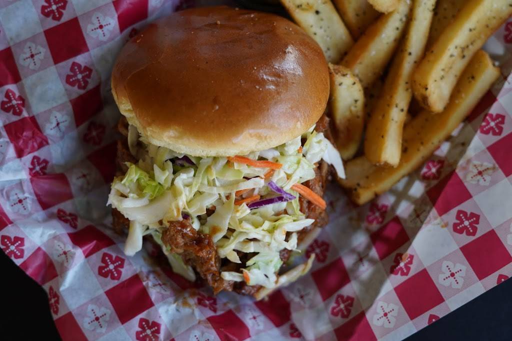 JJs Grubb Shack | restaurant | 15375 W McDowell Rd, Goodyear, AZ 85395, USA | 6235367121 OR +1 623-536-7121