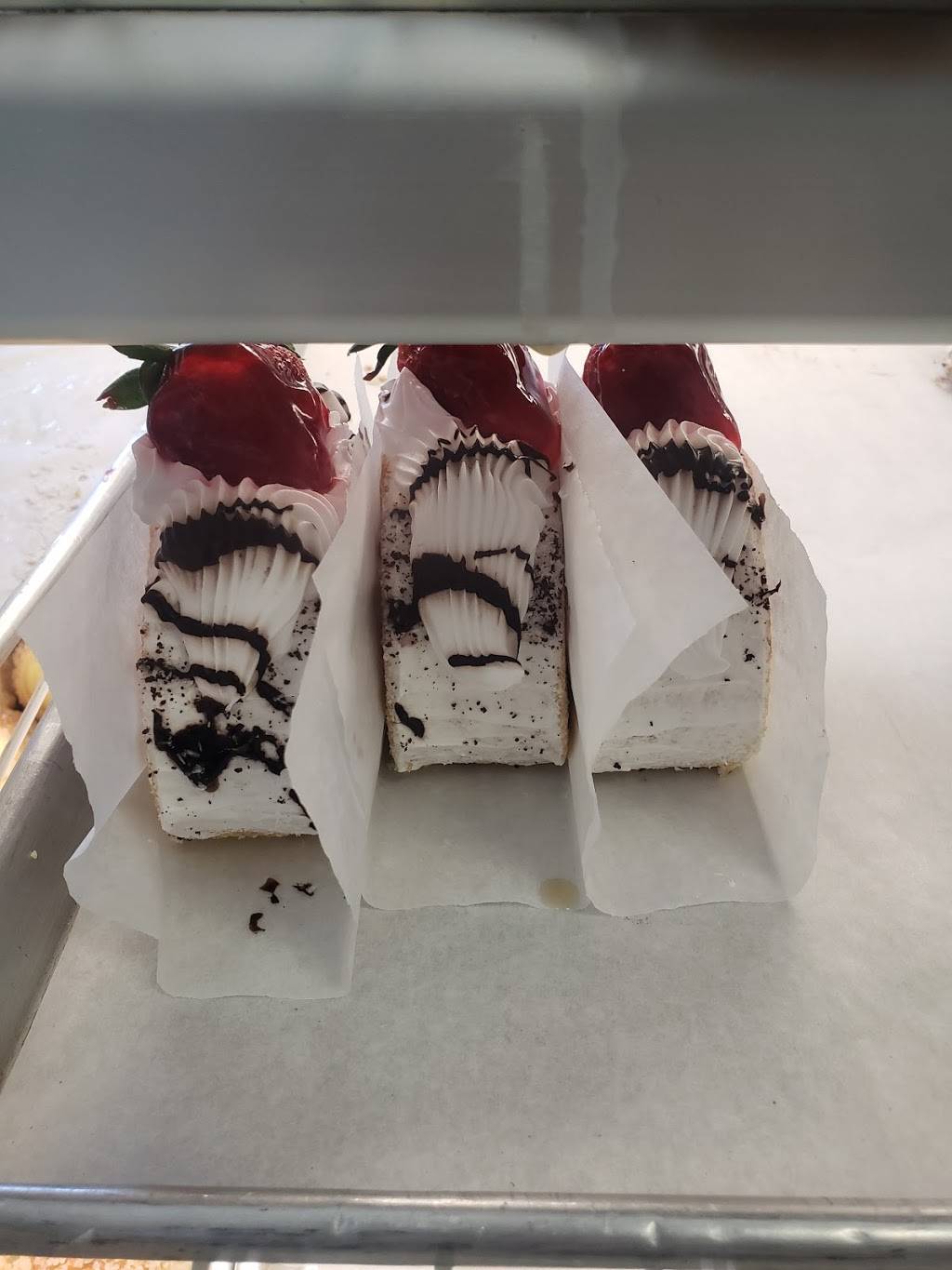 Panadería La Esperanza | restaurant | 5028 Franklin Blvd, Sacramento, CA 95820, USA | 9164550215 OR +1 916-455-0215