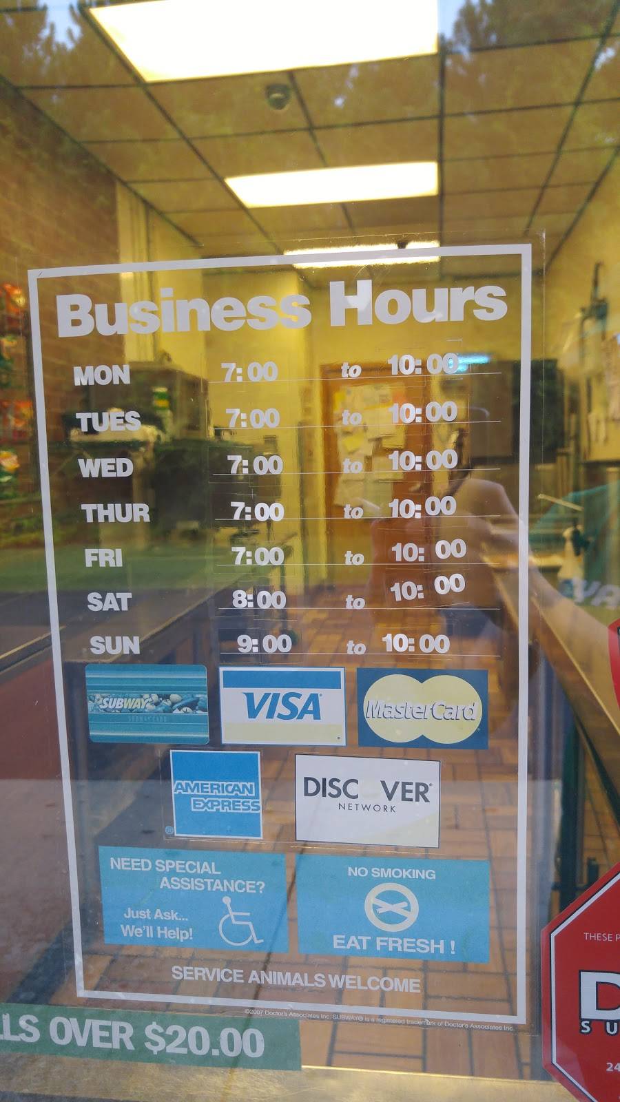 Subway | restaurant | 5025 Santa Fe Dr, Fayetteville, NC 28303, USA | 9108675886 OR +1 910-867-5886