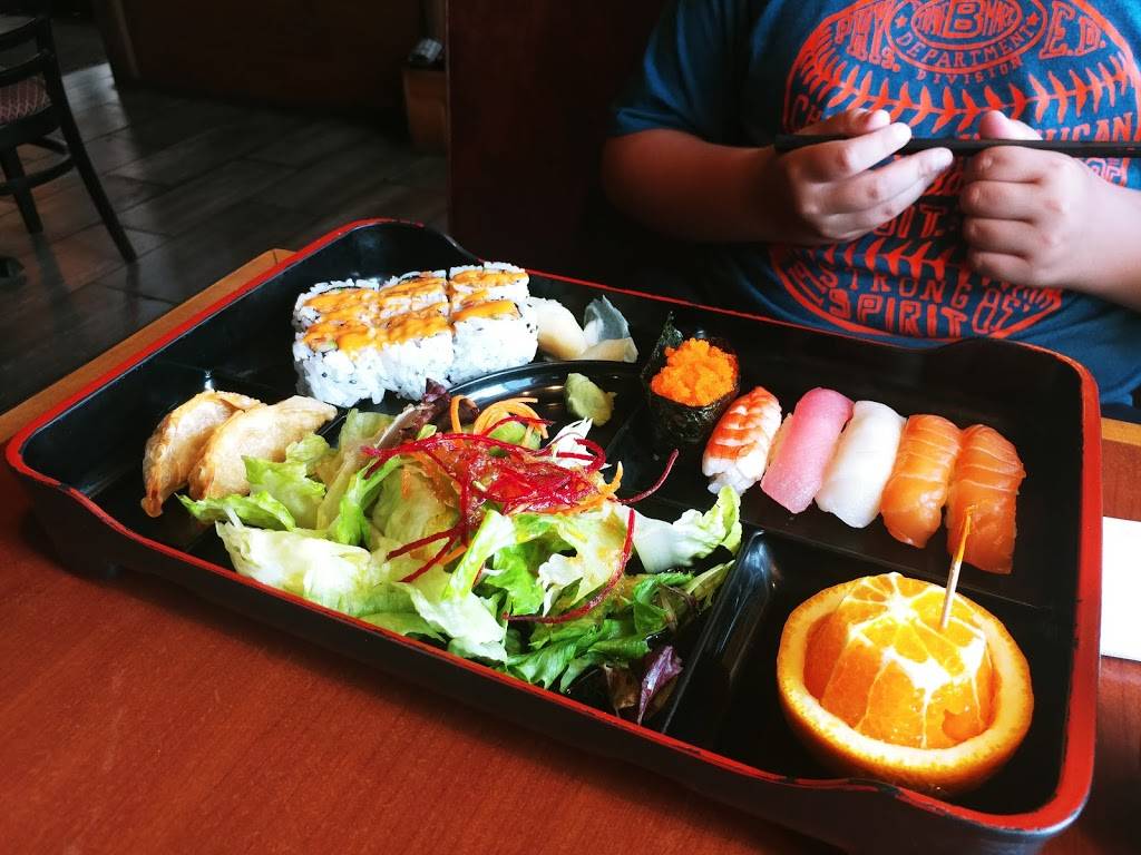 Akira Restaurant | restaurant | 83 Aberfoyle Rd, Kingston, ON K7M 7T2, Canada | 6137677664 OR +1 613-767-7664