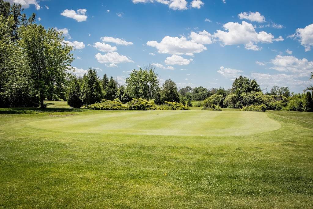 Forest Golf Club and Inn | restaurant | 102 Main Street South, Forest, ON N0N 1J0, Canada | 8888338787 OR +1 888-833-8787