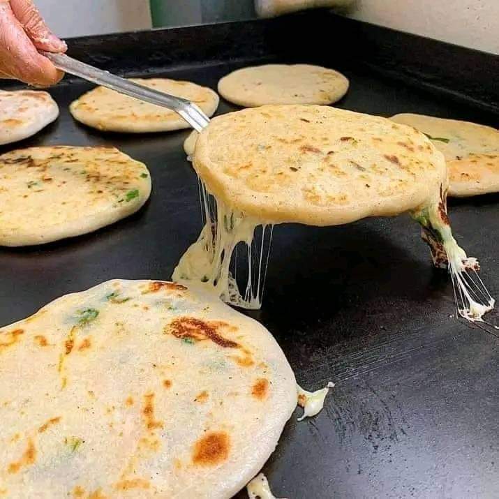 Pupusas el guanaco y mas | restaurant | 712 E 10th St, Clovis, NM 88101, USA | 5756930141 OR +1 575-693-0141