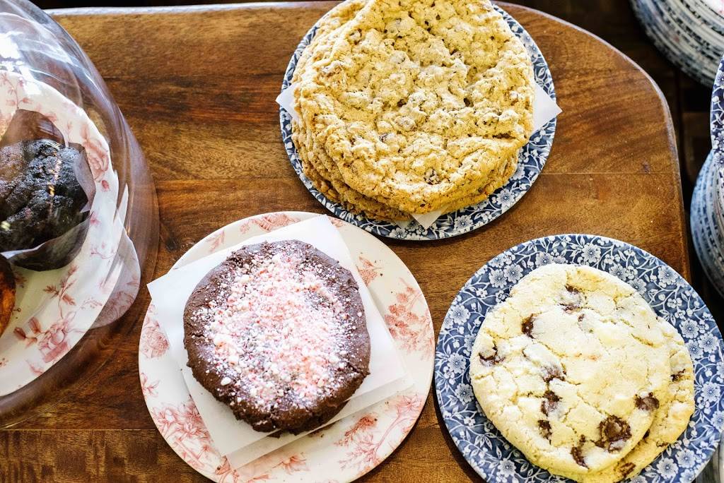 Public Greens | restaurant | 301 E Market St Suite 126, Indianapolis, IN 46204, USA | 3177850765 OR +1 317-785-0765