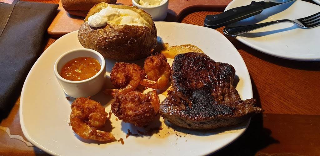Outback Steakhouse | restaurant | 2225 Hwy 44 W, Inverness, FL 34453, USA | 3526379292 OR +1 352-637-9292