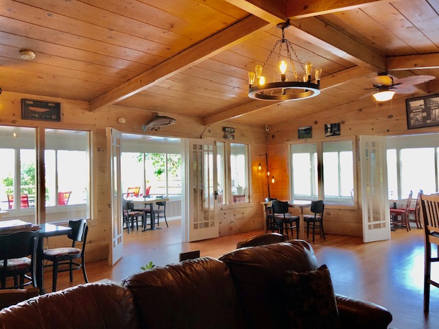 Rocky Point Resort | restaurant | 28121 Rocky Point Rd, Klamath Falls, OR 97601, USA | 5413562287 OR +1 541-356-2287