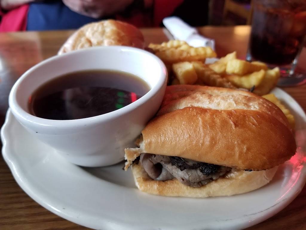 Spring Street Bar & Grill | restaurant | 300 S Spring St, Louisville, KY 40206, USA | 5025846630 OR +1 502-584-6630